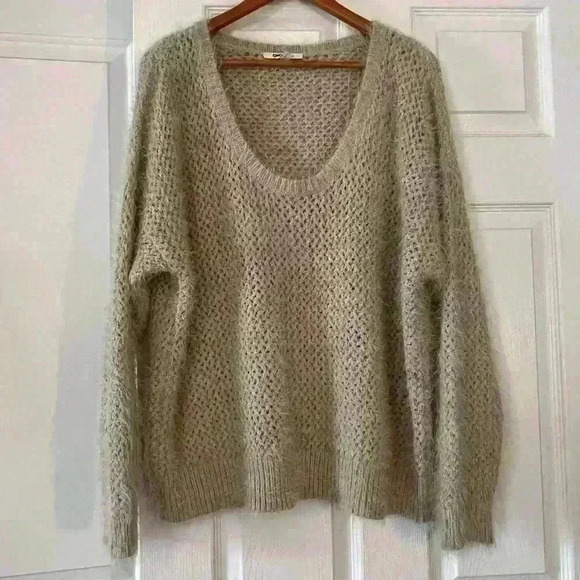 DKNY Heavy Open Knit Scoop Neck Sweater - Picture 1 of 4